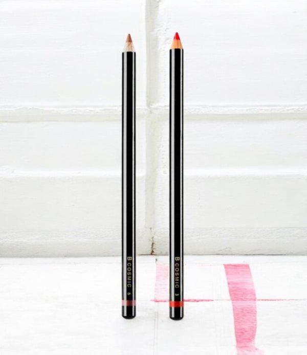 B COSMIC LIP LINER