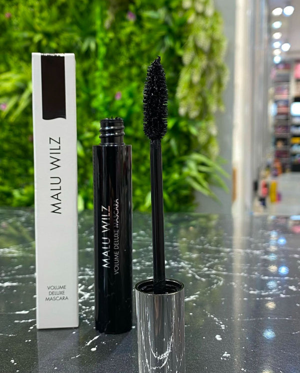 VOLUME DELUXE MASCARA